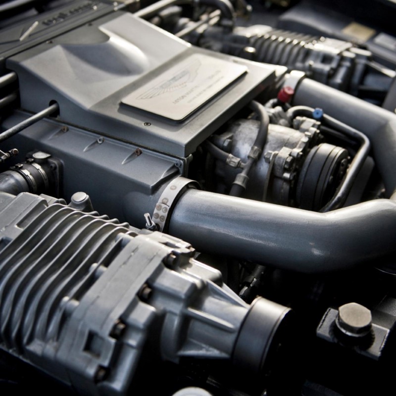 Understanding the Small V8 Engine: Performance and Applications